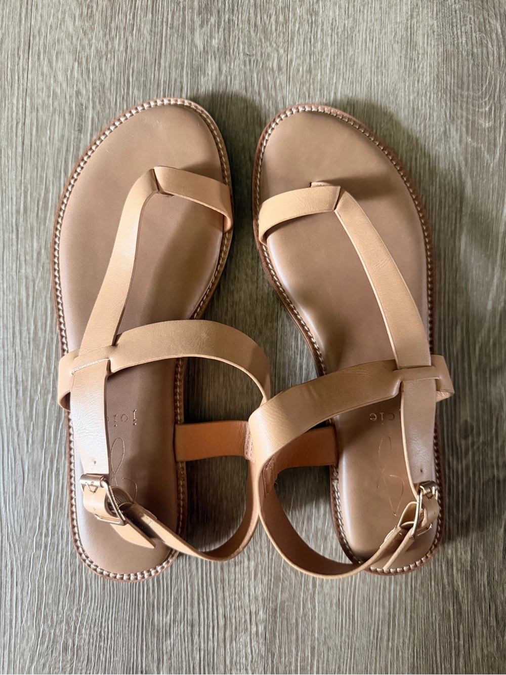 Joie Neutral Tan Leather T-Strap Sandals with Ankle Buckle NWOT